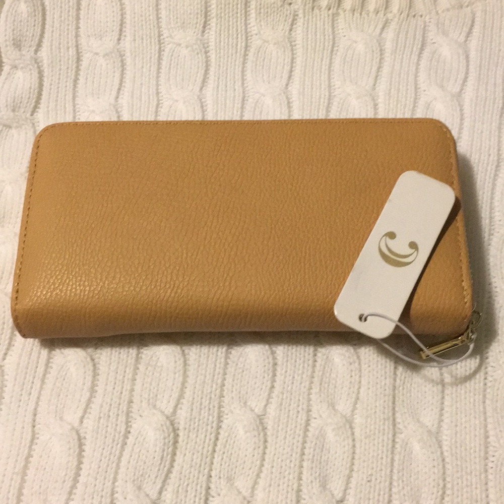 NWT Charming Charlie Tan Zipper Wallet